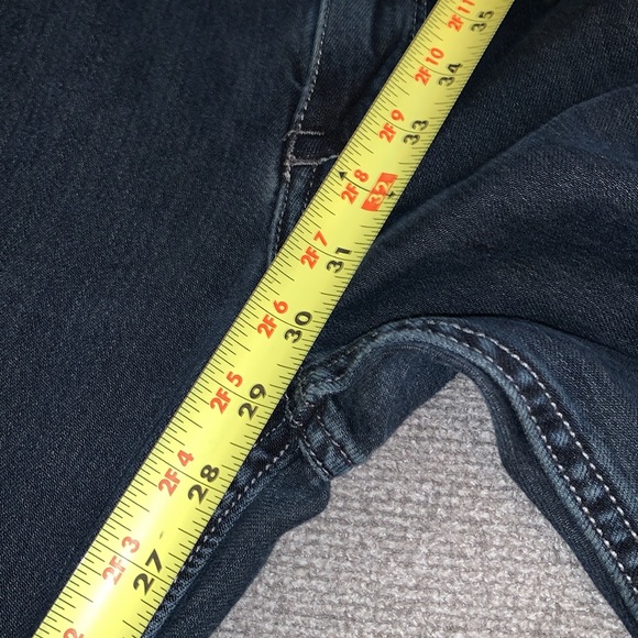 Tommy Bahama Jeans - Picture 11 of 11